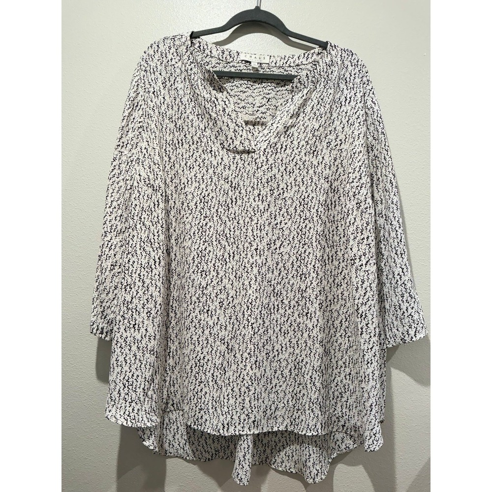 Chaus New York Buttercream blouse